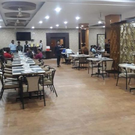 Hotel Bhagirathi Bhawanipatna Exterior foto